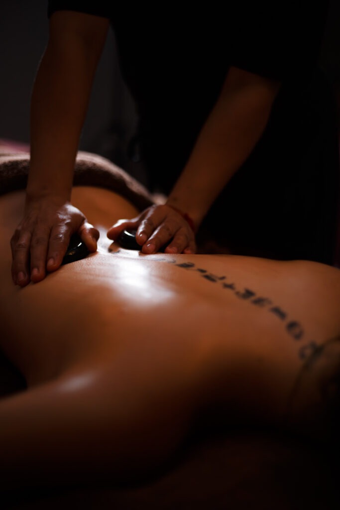 deep tissue relaxation massage in Dhaka at VIP Spa Gulshan BD