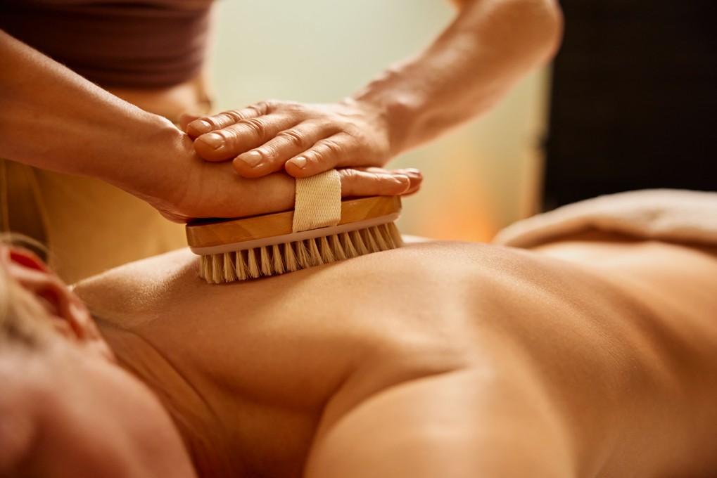 Body scrub massage in Dhaka at VIP Spa Gulshan BD
